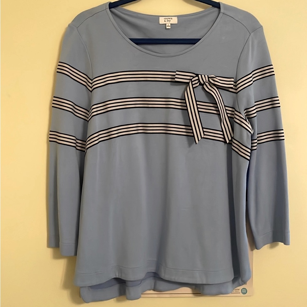 crown & ivy blue top with white and black stripe bow